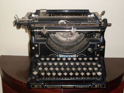 Antique Underwood Typewriter on Vintage Underwood Typewriter